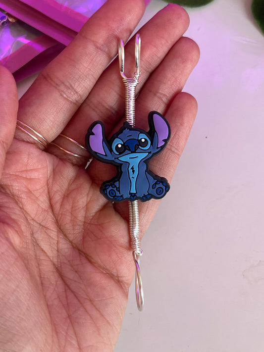 Stitch holder