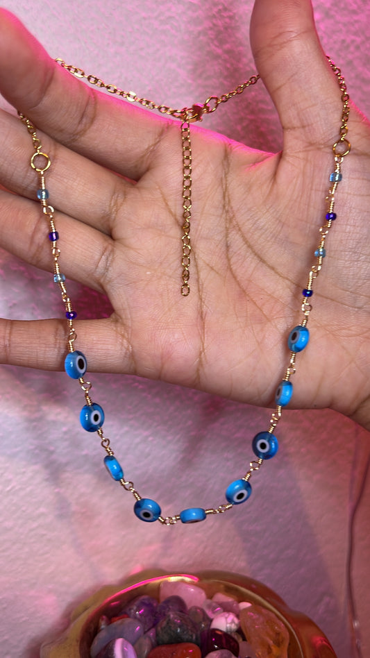 Ojitos azules choker